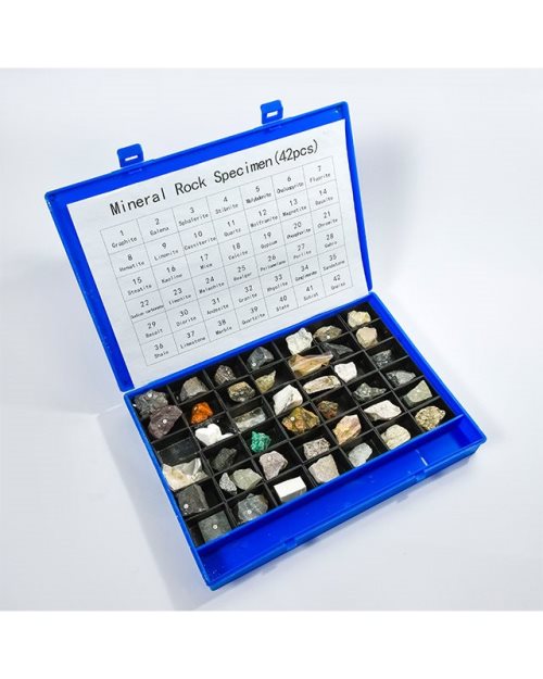 Х022 - Кутија со минерали