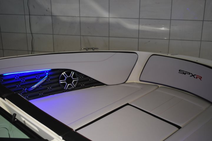 Sea Ray 190 SPX-R