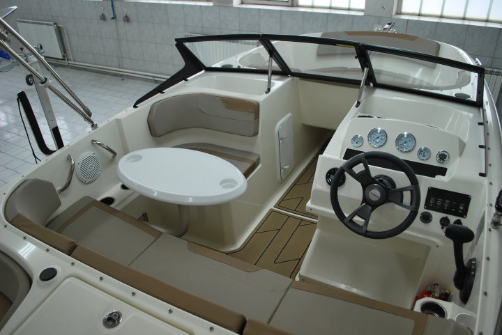 Quicksilver 525 Axess