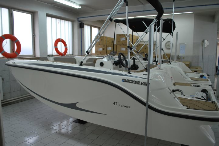 Quicksilver 475 Axess