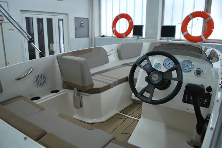 Quicksilver 475 Axess