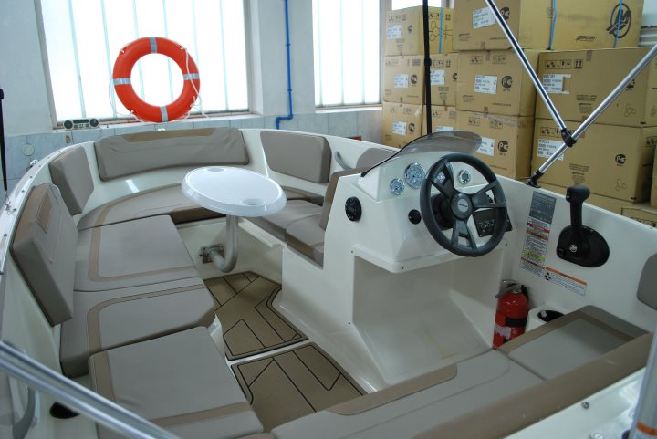 Quicksilver 475 Axess