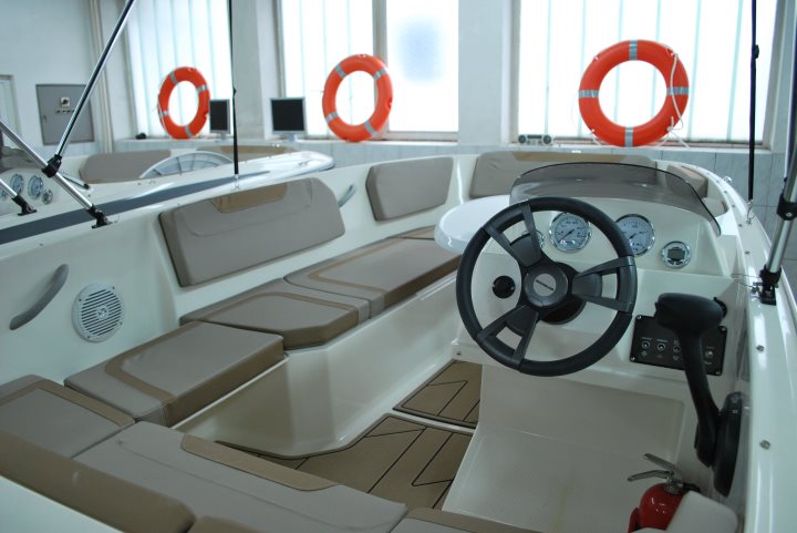 Quicksilver 475 Axess