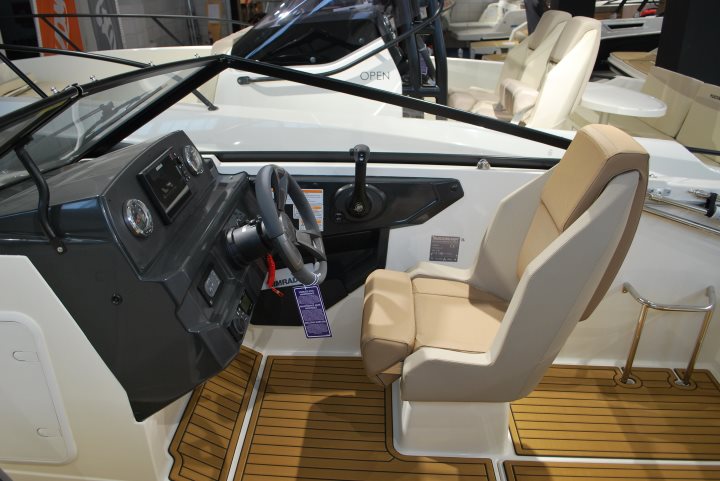 Quicksilver 605 Bowrider