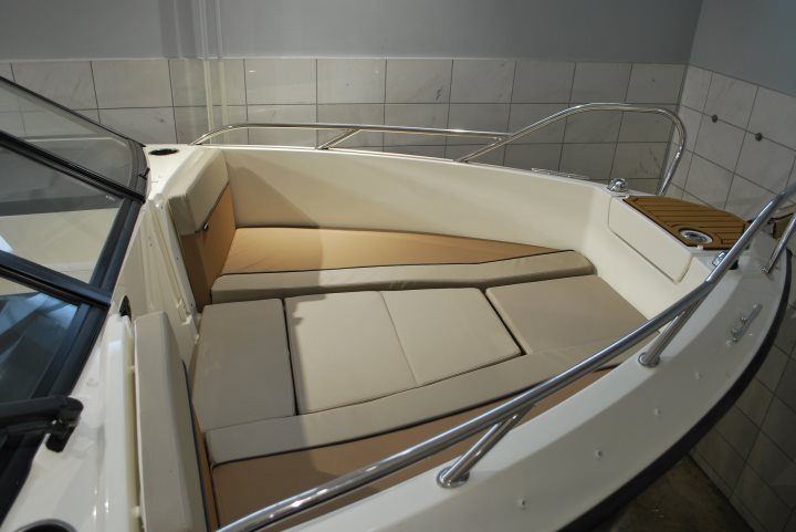 Quicksilver 605 Bowrider