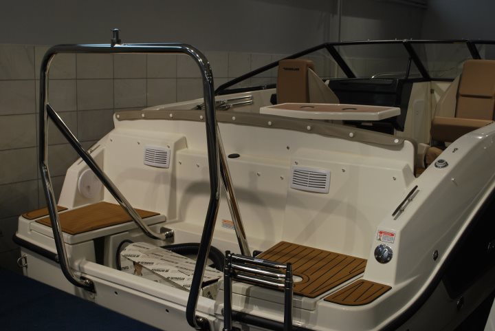 Quicksilver 605 Bowrider