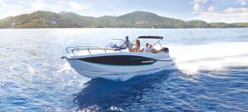 Quicksilver 755 Sundeck