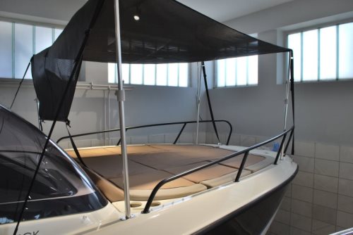 Quicksilver 755 Sundeck