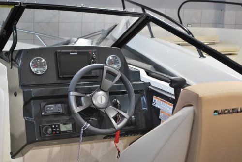 Quicksilver 605 Bowrider