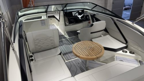 Sea Ray SPX 210 - половен