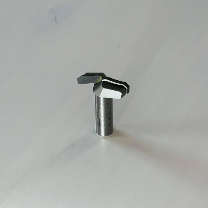 ПРОФИЛНО ГЛОДАЛО СО КАРБИДНИ СЕЧИЛА (1/2-35.6-9.6-11.7-2T)