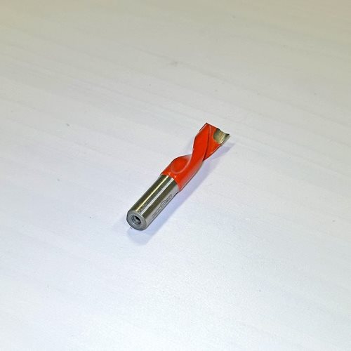 БУРГИЈА ЗА БУШЕЊЕ СЛЕПА СО КАРБИДНИ СЕЧИЛА (12*70 L)