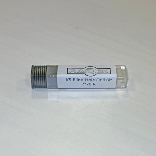 БУРГИЈА ЗА БУШЕЊЕ СЛЕПА СО КАРБИДНИ СЕЧИЛА (7*70 R)