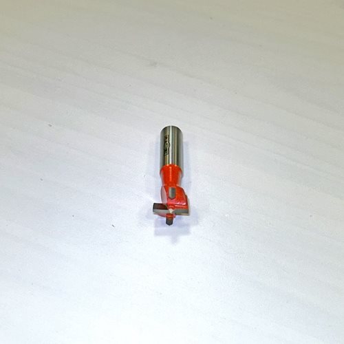 БУРГИЈА ЗА БУШЕЊЕ СЛЕПА СО КАРБИДНИ СЕЧИЛА (15*57 L)