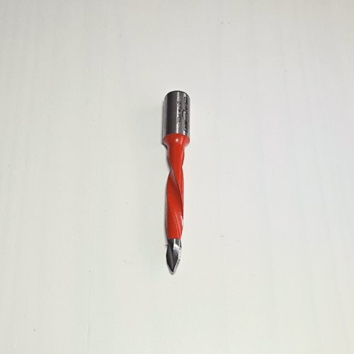 БУРГИЈА ЗА БУШЕЊЕ ПРОБИВНА СО КАРБИДЕН ВРВ (7*70 L)