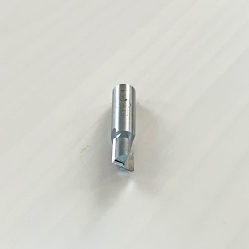 Т-ГЛОДАЛО СО КАРБИДНИ СЕЧИЛА (1/2*1/2*15)