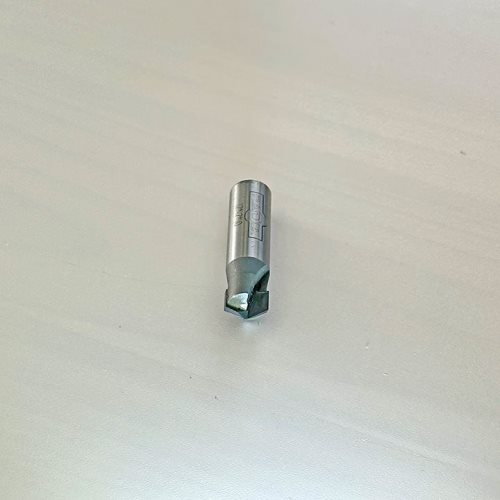 V-ГЛОДАЛО СО КАРБИДНИ СЕЧИЛА И АГОЛ ОД 120° (12*12*10)