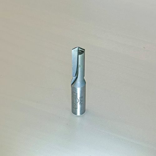 V-ГЛОДАЛО СО КАРБИДНИ СЕЧИЛА И АГОЛ ОД 120° (12*10*30)