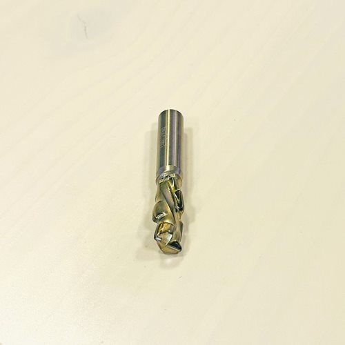 ДИЈАМАНТСКО ГЛОДАЛО СО ЧЕЛИЧНО ТЕЛО (12*12*25) Z1+1