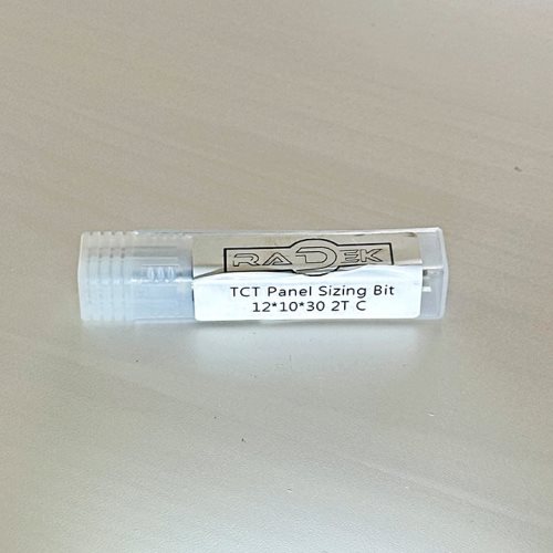 ПРАВО ГЛОДАЛО СО КАРБИДНИ 2 СЕЧИЛА И ЗАШТИТНА ОБЛОГА (12*10*30 2T C)