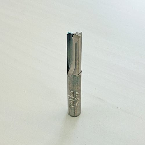 KARBIDNO PRAVO GLODALO SA 2 SEČIVA (12×12×38×90 2T)