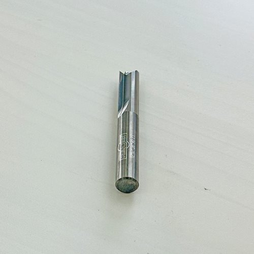 KARBIDNO PRAVO GLODALO SA 2 SEČIVA (12×12×38×90 2T)