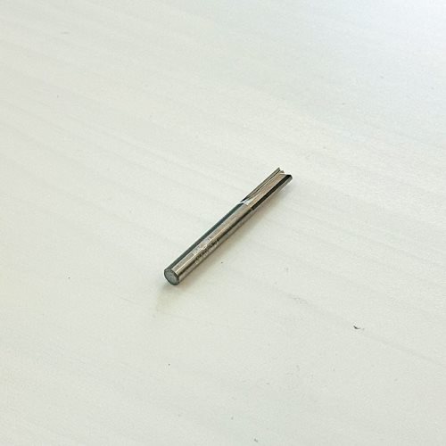 KARBIDNO PRAVO GLODALO SA 2 SEČIVA (6×6×20×60 2T)