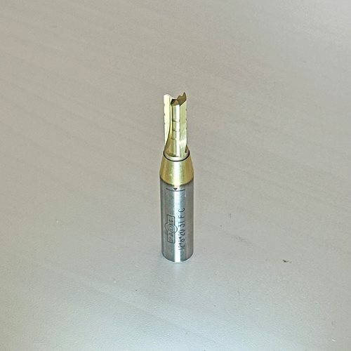 ПРАВО ГЛОДАЛО СО КАРБИДНИ 3 СЕЧИЛА, ПРЕДРЕЗАЧИ И ЗАШТИТНА ОБЛОГА (12*8*20 3T F C)