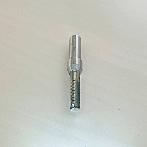 ПРАВО ГЛОДАЛО СО КАРБИДНИ 3 СЕЧИЛА И ПРЕДРЕЗАЧИ (12*10*40 3T F)