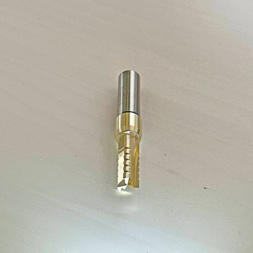 KARBIDNO PRAVO GLODALO SA PREDREZAČIMA, 3 SEČIVA I ZAŠTITNIM PREMAZOM (1/2×12×30 3T F C)