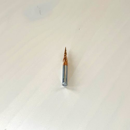 SPIRALNO KONUSNO KARBIDNO GLODALO SA KUGLASTIM VRHOM I ZAŠTITNIM PREMAZOM (0.5×30×6×70 2T)