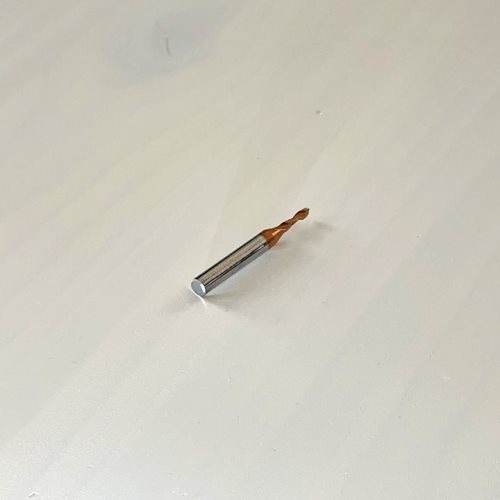 СПИРАЛНО КАРБИДНО ГЛОДАЛО СО КУГЛЕСТ ВРВ И ЗАШТИТНА ОБЛОГА (3*6*12*50 2T R1.5)