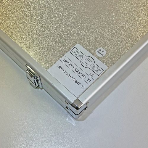 КРУЖНА ПИЛА СО ДИЈАМАНТСКИ СЕЧИЛА ЗА ФОРМАТИЗЕР 350*30*3.5/2.5*84T TP