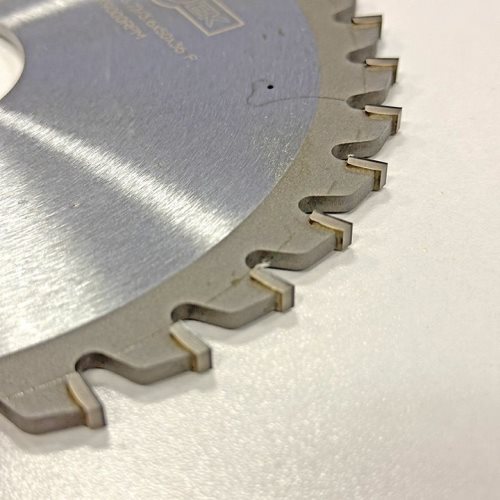 ПРЕДРЕЗАЧ СО ДИЈАМАНТСКИ СЕЧИЛА ЗА ЦНЦ КРОЈАЧ 200*50*4.7-5.7*36T P