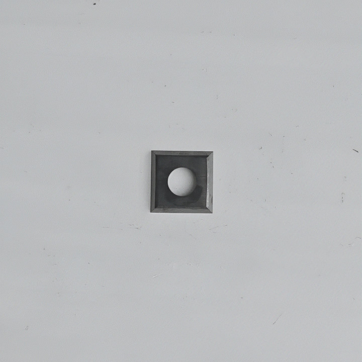 ПРОМЕНЛИВА ПЛОЧКА (РАМЕН СКАЛПЕР) ЗА КАНТЕРКА (14X14X2MM 30°) (ЕДНА ПЛОЧКА)