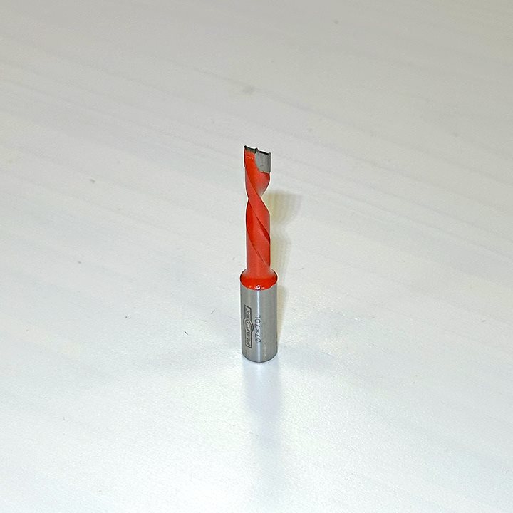 БУРГИЈА ЗА БУШЕЊЕ СЛЕПА СО КАРБИДНИ СЕЧИЛА (7*70 L)