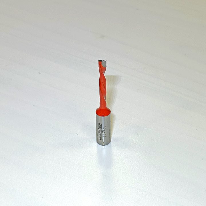 БУРГИЈА ЗА БУШЕЊЕ СЛЕПА СО КАРБИДНИ СЕЧИЛА (5*70 L)