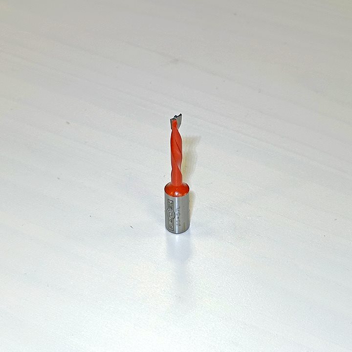 БУРГИЈА ЗА БУШЕЊЕ СЛЕПА СО КАРБИДНИ СЕЧИЛА (5*57 L)