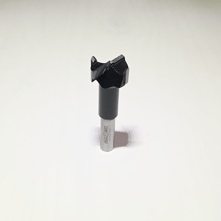 БУРГИЈА ЗА БУШЕЊЕ СЛЕПА СО КАРБИДНИ СЕЧИЛА (25*70 R)