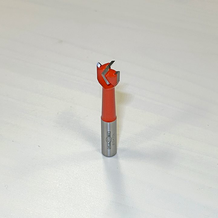 БУРГИЈА ЗА БУШЕЊЕ СЛЕПА СО КАРБИДНИ СЕЧИЛА (15*70 L)