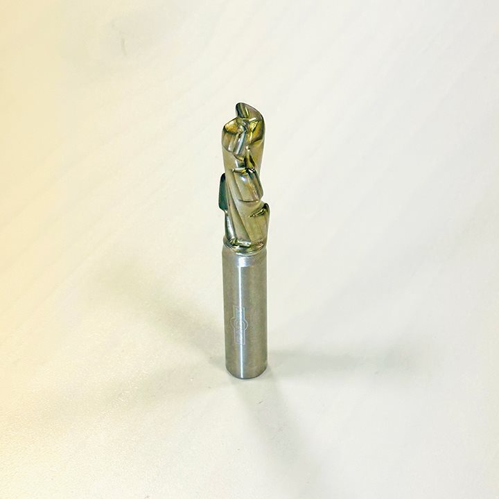 ДИЈАМАНТСКО ГЛОДАЛО СО ЧЕЛИЧНО ТЕЛО (12*12*35) Z1+1