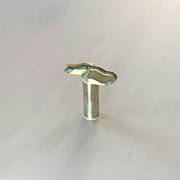 ПРОФИЛНО ГЛОДАЛО СО ДИЈАМАНТСКИ СЕЧИЛА (40*9*2T)