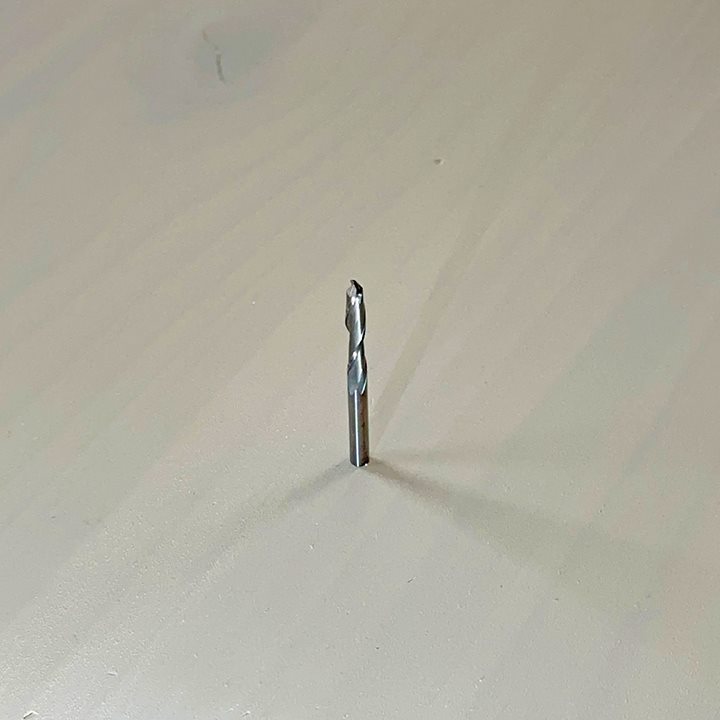 СПИРАЛНО КАРБИДНО ГЛОДАЛО СО КУГЛЕСТ ВРВ И ЗАШТИТНА ОБЛОГА (4*22)