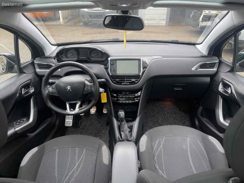 Peugeot 208 1.6e-HDI 90.000km FELINE Model