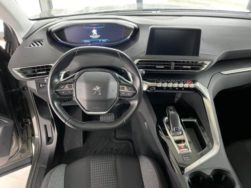 PEUGEOT 3008 1.5 HDI 2019 година