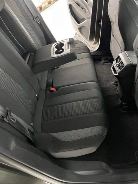 PEUGEOT 3008 1.5 HDI 2019 година