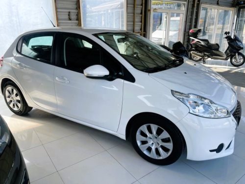 Peugeot 208 1.4HDI 2014