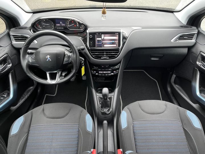 Peugeot 208 1.6 e-HDI 2012