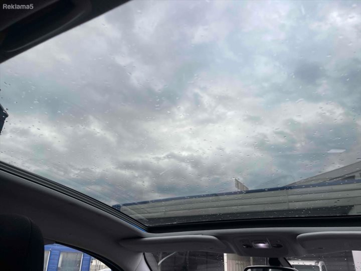 Peugeot 208 1.6e-HDI 90.000km FELINE Model