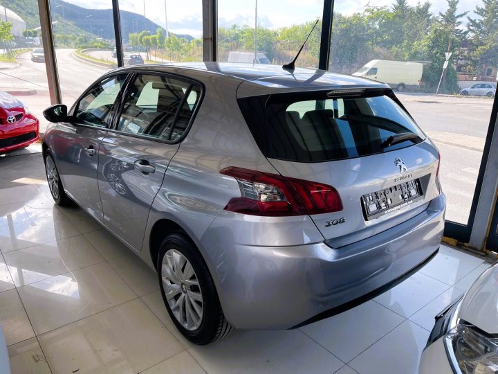 Peugeot 308 1.5 Blue HDI 2020